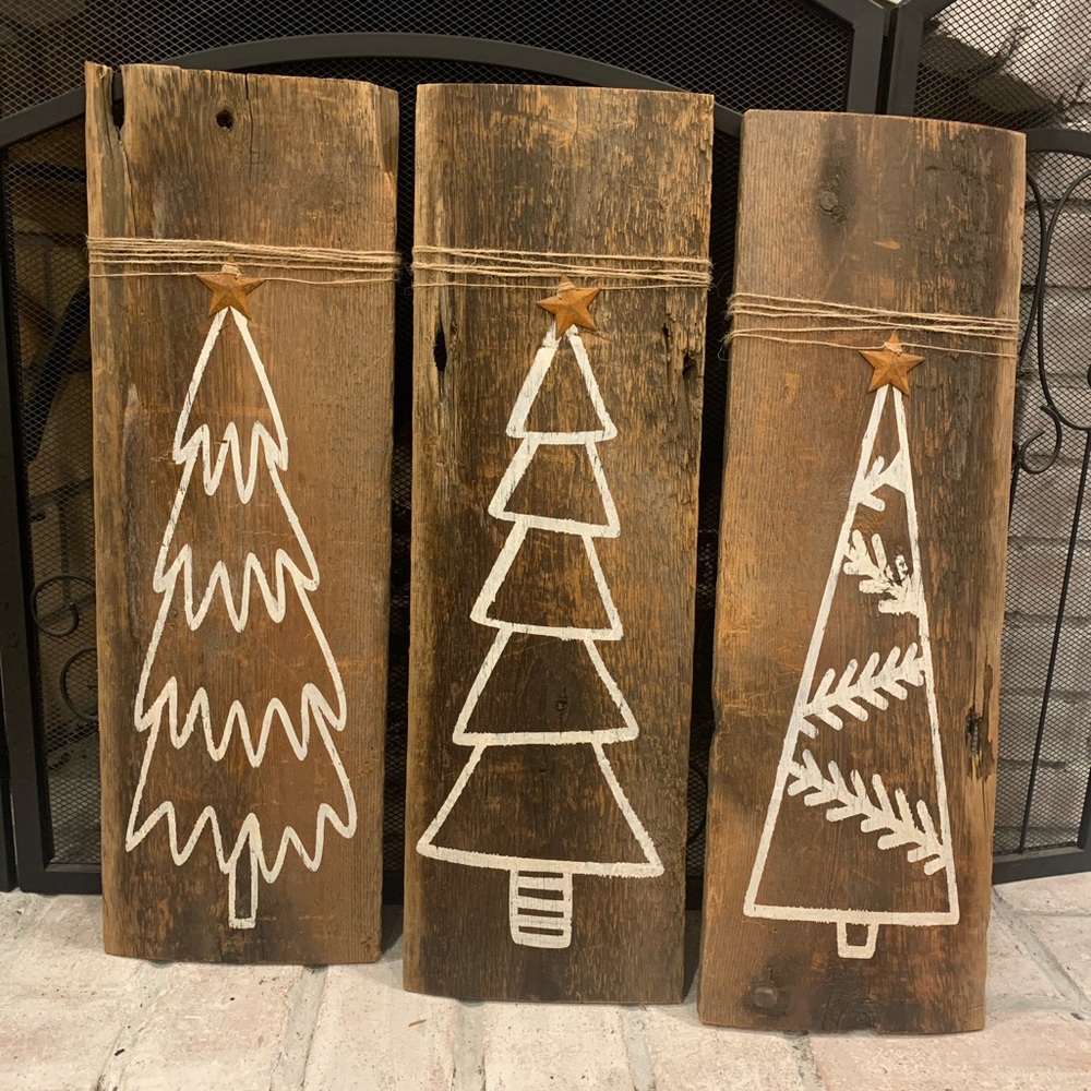 Barn wood Christmas Tree signs